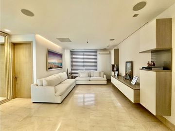 ELEGANTE Y EXCLUSIVO APARTAMENTO EN VENTA EN BARRIO EL GOLF