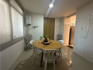 ELEGANTE Y EXCLUSIVO APARTAMENTO EN VENTA EN BARRIO EL GOLF