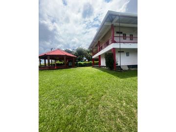 VENTA  O RENTA DE FINCA TURISTICA ACREDITADA ZONA MONTENEGRO CIRCASIA
