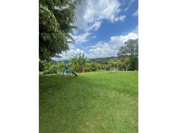 VENTA  O RENTA DE FINCA TURISTICA ACREDITADA ZONA MONTENEGRO CIRCASIA