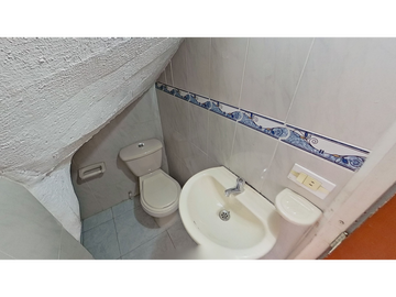 CASA EN VENTA, TERREROS, CONJUNTO ALAMEDA DE TIBANICA