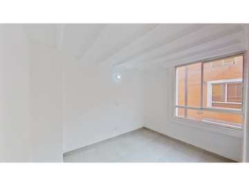 CASA EN VENTA, TERREROS, CONJUNTO ALAMEDA DE TIBANICA