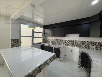 CASA EN VENTA 4 RECAMARAS EN CAPULTITLAN TOLUCA