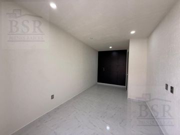CASA EN VENTA 4 RECAMARAS EN CAPULTITLAN TOLUCA
