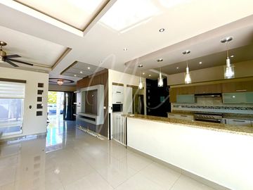 Casa en Venta en Cancun, Residencial Palmaris
