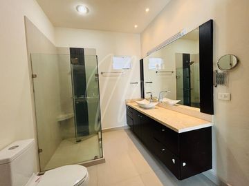Casa en Venta en Cancun, Residencial Palmaris