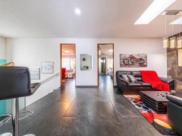En venta: Casa Moderna en Residencial Valenia, Playa del Carmen