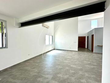 *Casa o Loft en Venta en Cancun, Residencial Cumbres