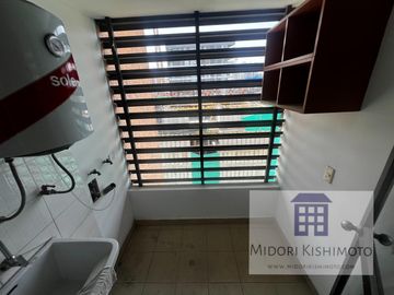 Dpto 84m2 de 3 habitaciones con cochera a 1/2 cdra de Av. SAN FELIPE