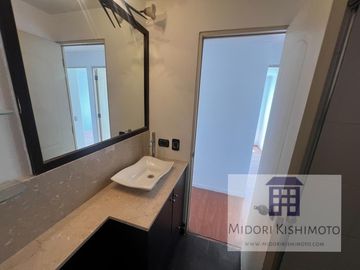 Dpto 84m2 de 3 habitaciones con cochera a 1/2 cdra de Av. SAN FELIPE
