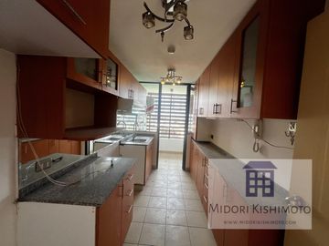 Dpto 84m2 de 3 habitaciones con cochera a 1/2 cdra de Av. SAN FELIPE