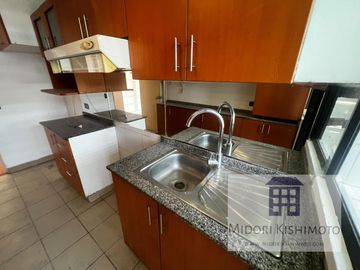 Dpto 84m2 de 3 habitaciones con cochera a 1/2 cdra de Av. SAN FELIPE