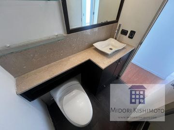 Dpto 84m2 de 3 habitaciones con cochera a 1/2 cdra de Av. SAN FELIPE
