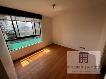 Dpto 84m2 de 3 habitaciones con cochera a 1/2 cdra de Av. SAN FELIPE