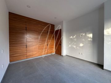 CASA EN VENTA EN CANCUN, VIA CUMBRES RESIDENCIAL