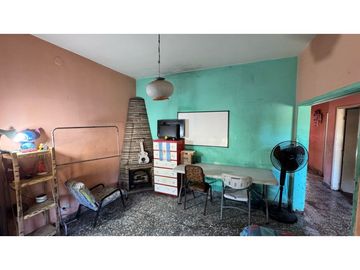 Venta casa 3 Amb con pileta en merlo