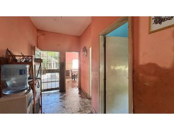 Venta casa 3 Amb con pileta en merlo