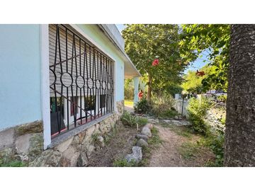 Venta casa 3 Amb con pileta en merlo