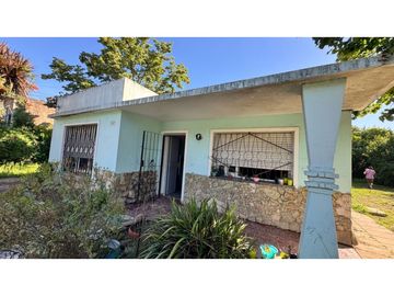 Venta casa 3 Amb con pileta en merlo