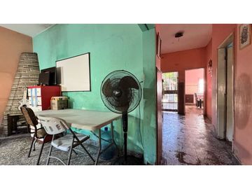 Venta casa 3 Amb con pileta en merlo