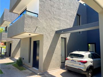 VENTA EXCLUSIVO DEPARTAMENTO EN CARLOS PAZ COSTA AZUL