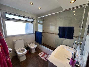 Casa en venta en Ezpeleta Este