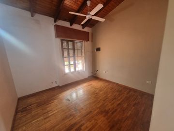 Chalet PH en venta en Barrio Luna