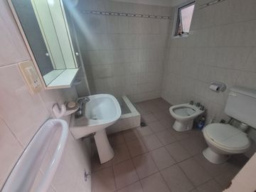 Chalet PH en venta en Barrio Luna