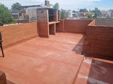 Chalet PH en venta en Barrio Luna