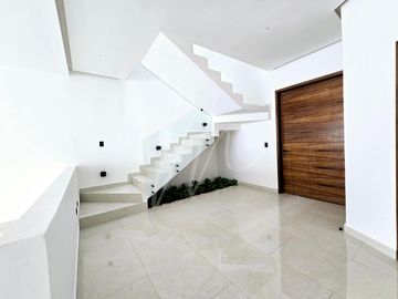 Casa en Venta en Cancun, Via Cumbres