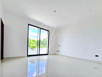 Casa en Venta en Cancun, Via Cumbres