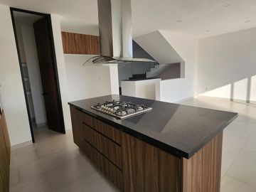 Casa Venta en Vistas Altozano fraccionamiento privado áreas verdes