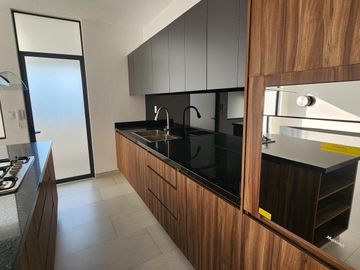Casa Venta en Vistas Altozano fraccionamiento privado áreas verdes