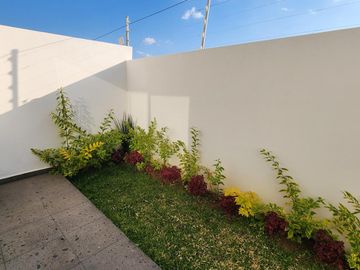 Casa Venta en Vistas Altozano fraccionamiento privado áreas verdes