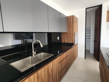 Casa Venta en Vistas Altozano fraccionamiento privado áreas verdes