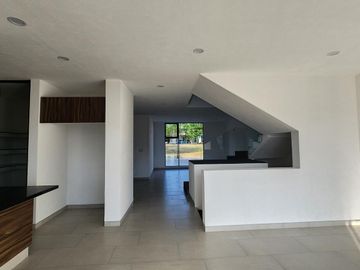 Casa Venta en Vistas Altozano fraccionamiento privado áreas verdes