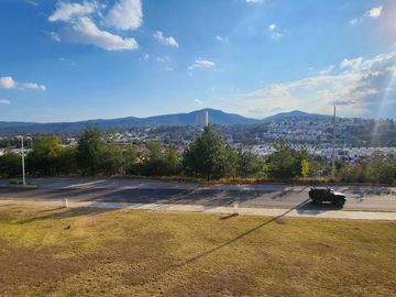 Casa Venta en Vistas Altozano fraccionamiento privado áreas verdes