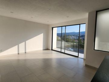 Casa Venta en Vistas Altozano fraccionamiento privado áreas verdes