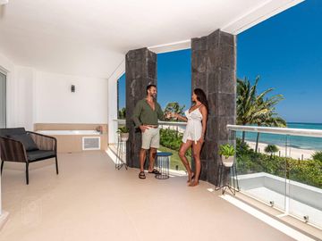 Departamento en Venta Frente al Mar en la Riviera Maya