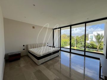 Casa en venta en Cancun Lagos del sol