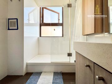 OPORTUNIDAD REÑACA VENTA DEPARTAMENTO 3D 3B MODERNO EDIFICIO