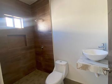 CASA EN VENTA EN LA ENCOMIENDA- ESCOBEDO