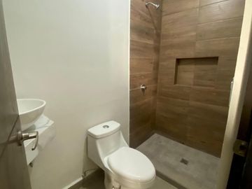 CASA EN VENTA EN LA ENCOMIENDA- ESCOBEDO