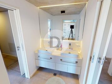 Venta departamento 4 ambientes  Vicente López,  primera linea frente al Río