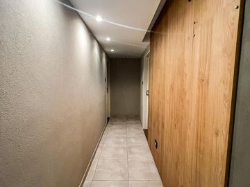 Departamento de dos ambientes en venta, Morón. Excelente inversion.