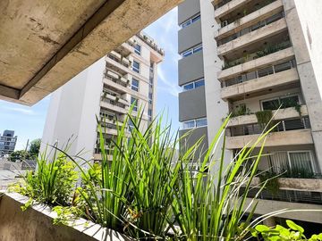Departamento de dos ambientes en venta, Morón. Excelente inversion.