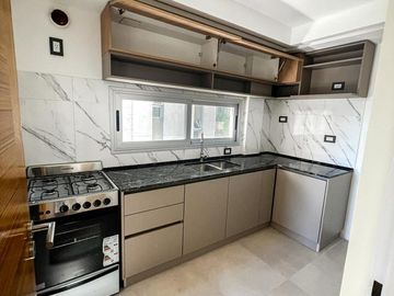 Departamento de dos ambientes en venta, Morón. Excelente inversion.