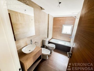Departamento de dos ambientes en venta, Morón. Excelente inversion.