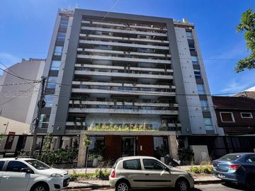 Departamento de dos ambientes en venta, Morón. Excelente inversion.