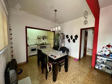 Ideal para subdividir en 3 UF - Venta Directa - OPORTUNIDAD!!!